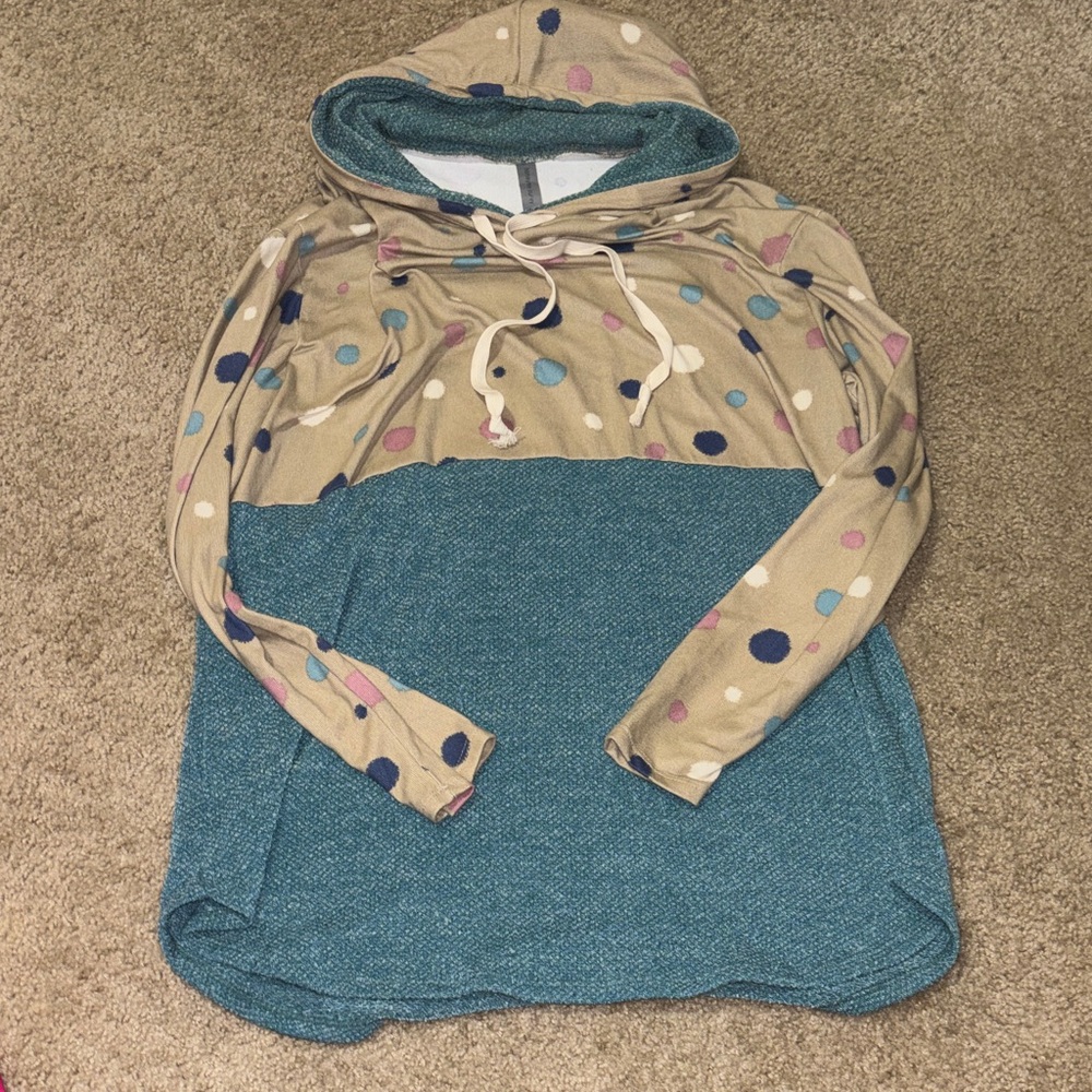 Polka Dot Hooded Pullover Honeyme